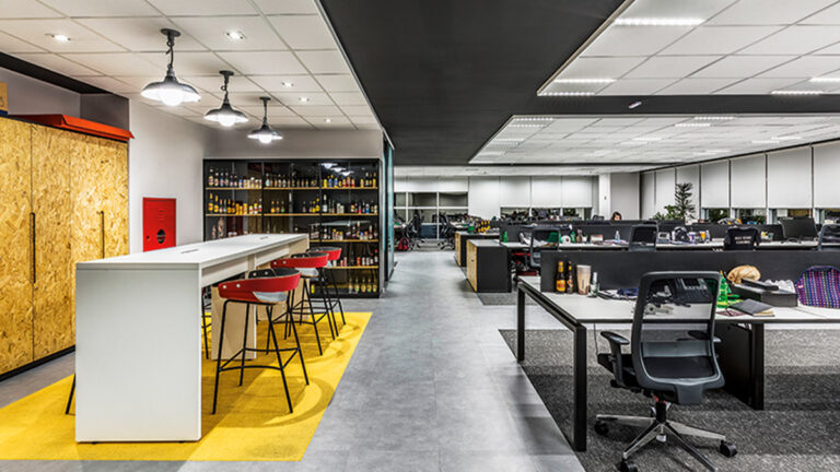 O papel do mobiliário no sucesso dos ambientes colaborativos